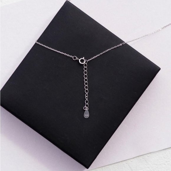 NEW 925 Sterling Silver Pearl Heart Necklace - Picture 5 of 8